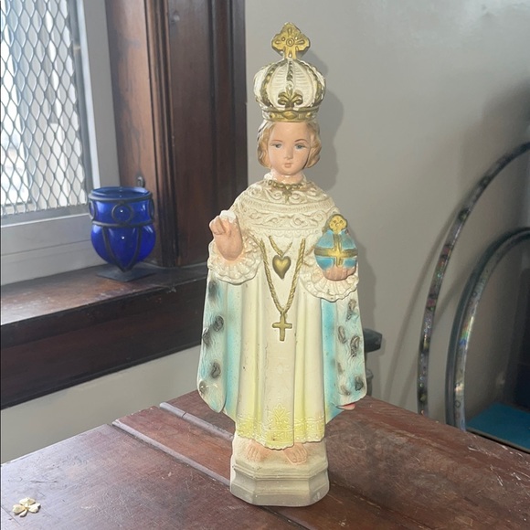 Infant of Prague Religious Sculpture (damaged see photos) - Picture 1 of 16